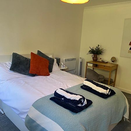 Hollyhocks Holiday Home- 2 Bedroomed Ground Floor Apartment Sleeps 5 Ivybridge Zewnętrze zdjęcie