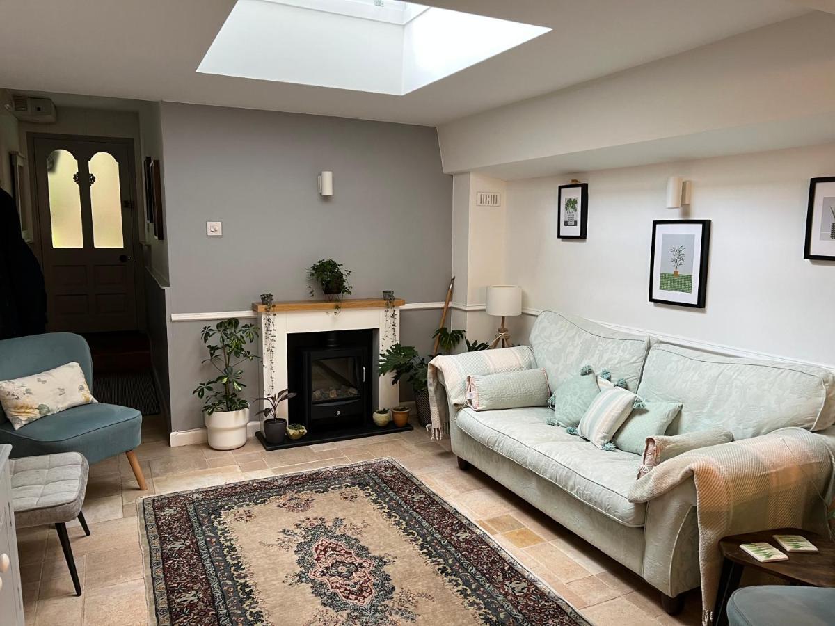Hollyhocks Holiday Home- 2 Bedroomed Ground Floor Apartment Sleeps 5 Ivybridge Zewnętrze zdjęcie