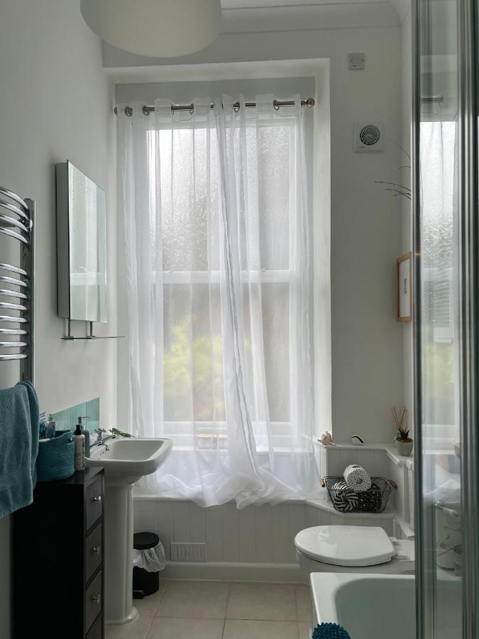 Hollyhocks Holiday Home- 2 Bedroomed Ground Floor Apartment Sleeps 5 Ivybridge Zewnętrze zdjęcie