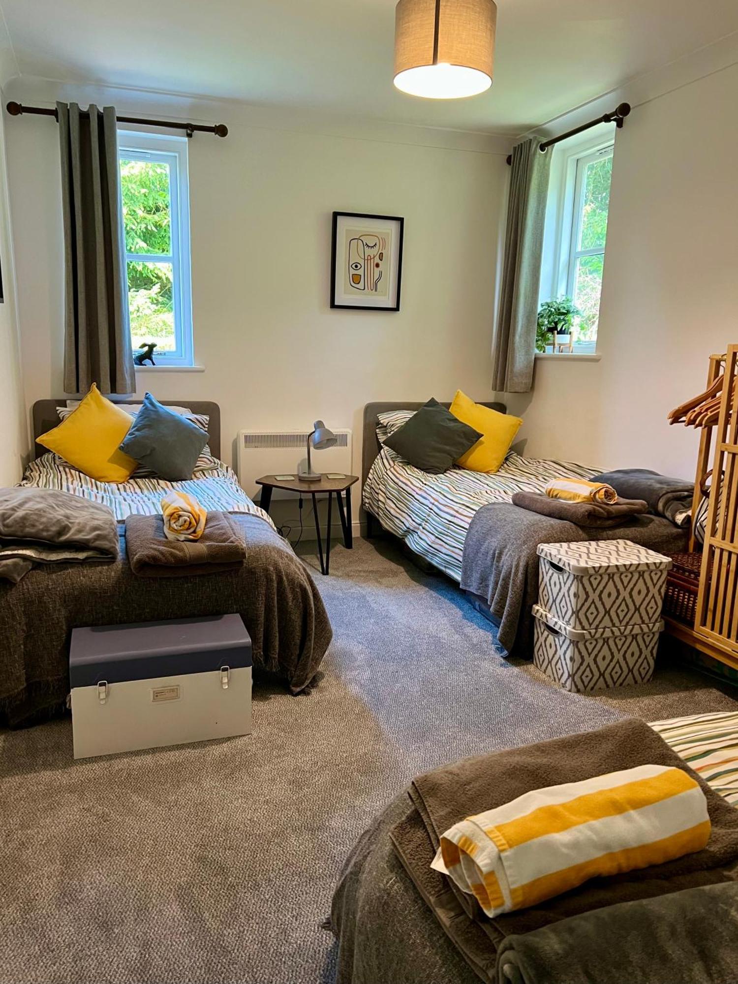 Hollyhocks Holiday Home- 2 Bedroomed Ground Floor Apartment Sleeps 5 Ivybridge Zewnętrze zdjęcie